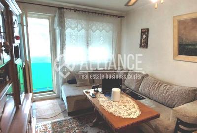 Apartament cu 3 camere decomandat în Abator