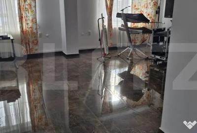 Spațiu comercial, de 300 mp, în Central - 5