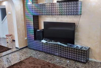 Casă cu Teren 75 Mp în Central - 2