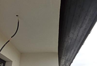 Casă cu 4 camere cu Canalizare în Central - 28