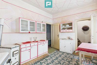 Casa cu 3 camere in cartierul Parneava - 15