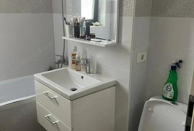 Proprietar - - 8