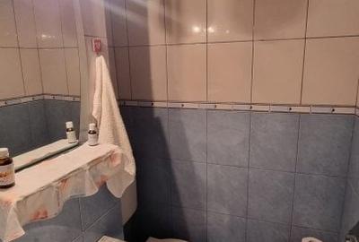 Apartament cu 3 camere, 2 bai, 2 balcoane Bariera, decomandat - 12