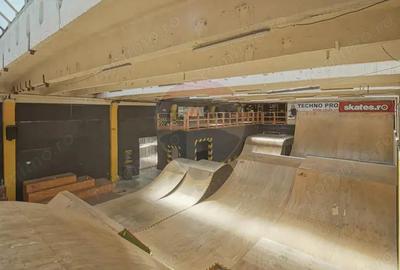 Spa?iu comercial de 2,491mp de vanzare in zona Bartolomeu - 7