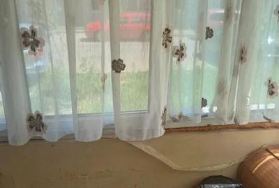 Apartament cu 4 Camere Decomandate Parter - Zona Burdujeni - 5