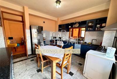 Apartament 4 camere, terasa 49,5 mp, an 2010, Ploiesti, Bd. - 8