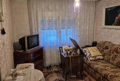 Vanzare Ap. 3 cam. , Zona Vlaicu - Poetului , Et.2 , LA PRET REDUS - 8