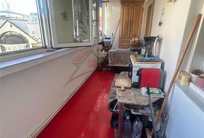 Apartament cu 3 camere decomandat în Dacia - 11
