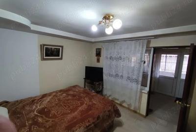 Casă cu 3 camere în Băleni - 1