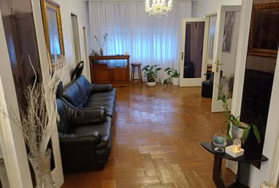 Apartament cu 4 camere circular, mobilat în Muncii