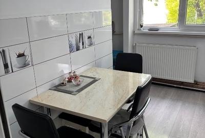 Apartament cu 3 camere decomandat, mobilat în Țiglina 1 - 13