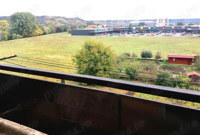 Apartament cu 2 camere semidecomandat în Central - 2