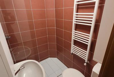 De vânzare apartament renovat, 64 mp, 2 camere pe strada Horea - 5