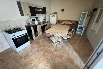 Casă cu 4 camere cu Teren 2807 Mp în Dudeștii Noi - 13