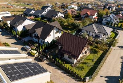 De vanzare stil de viata exclusivist in casa de lemn tip canadian - Primaverii - 2