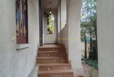 Casă cu 5 camere cu Canalizare în Calea Călărașilor - 25