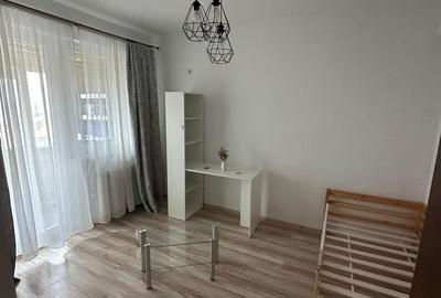 Apartament cu 3 camere decomandat în Est - 3