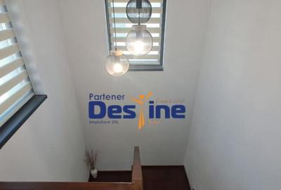 Casă cu 4 camere cu Teren 434 Mp în Miroslava