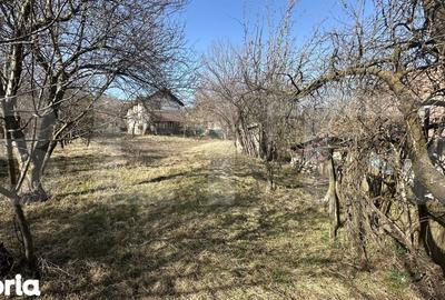 Teren de 1700 mp, în Feleacu