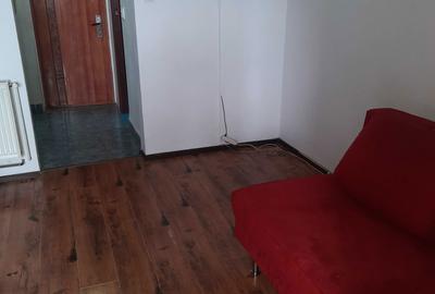 Garsonieră decomandată în Rogerius - 1