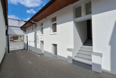 Casă cu 4 camere cu Teren 250 Mp în Central - 9