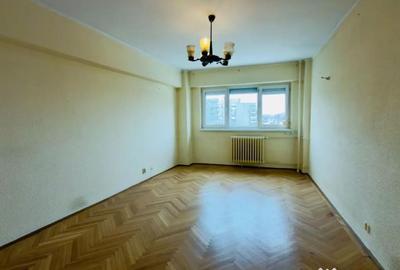 Apartament cu 4 camere decomandat în Titulescu - 18