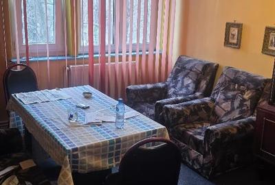 Apartament cu 4 camere în Central - 3