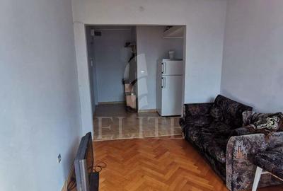 Apartament cu 3 camere decomandat în Plopilor - 1
