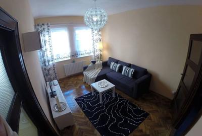 Apartament cu 2 camere decomandat în Central - 2