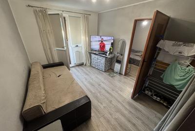 Apartament cu 2 camere nedecomandat, mobilat în Tomis Nord