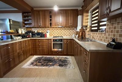 Casă cu 6 camere cu Canalizare în Popești-Leordeni - 16