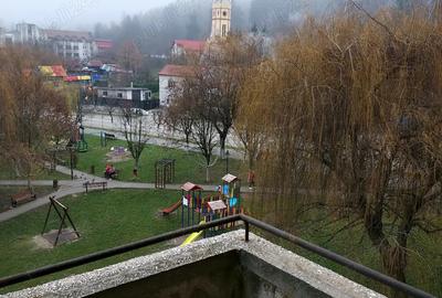 Vand apartament in Lupeni, iubitorilor de schi si munte - 7