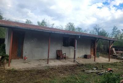 Casă cu 2 camere în Lipănești - 2