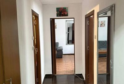 Apartament cu 2 camere decomandat, mobilat în Titulescu - 2