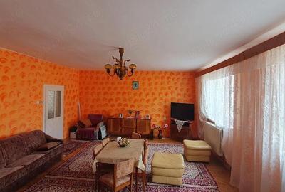 Casă cu 5 camere cu Teren 600 Mp în Central - 10