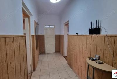 Apartament cu 3 camere decomandat în Central - 5