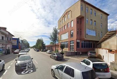 Spa?iu comercial de inchiriat in Curtea de Arge?. - 3