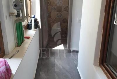Apartament cu 2 camere semidecomandat, mobilat în Central - 4