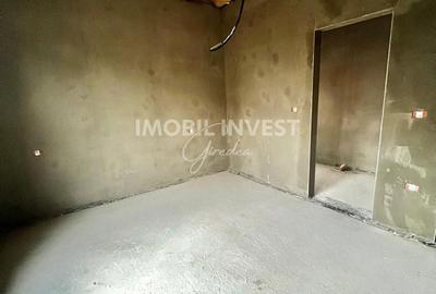 Casă cu Teren 200 Mp în Central - 5