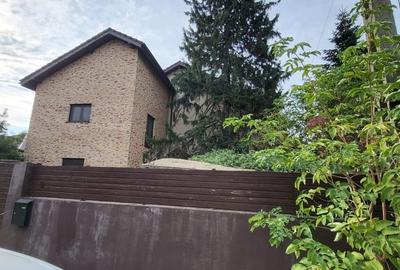 Casă cu 5 camere cu Teren 260 Mp în Tunari - 1