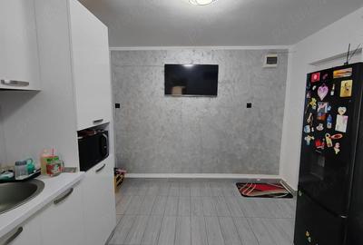 Apartament cu 2 camere decomandat în Progresul I - 5