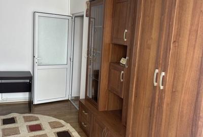 Garsonieră decomandată în Central - 2