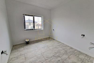 Duplex cu 5 camere cu Canalizare în Moșnița Nouă - 10