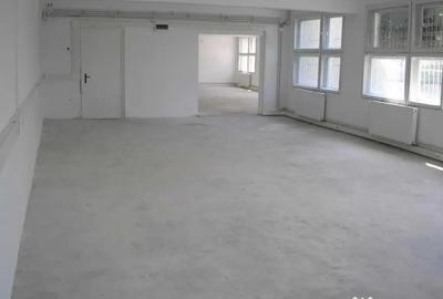 Spațiu comercial, de 220 mp, în 1 Mai - 2