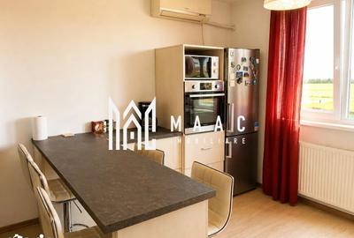 Apartament cu 3 camere semidecomandat, mobilat în Sud - 1