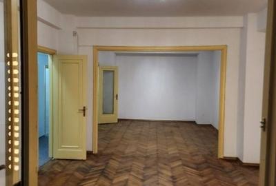 De vanzare apartament 6 camere Piata Romana. Pret NEGOCIABIL De vanzare apartament 6 camere Piata Romana. Pret NEGOCIABIL - 3