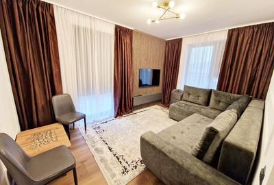 Apartament cu 3 camere decomandat, mobilat în Zorilor