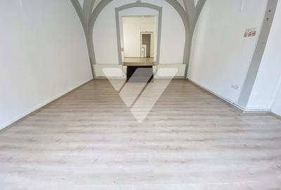 Spațiu comercial, de 75 mp, în Central - 2