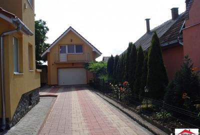 Casă cu 6 camere cu Teren 2110 Mp în Lazuri - 14