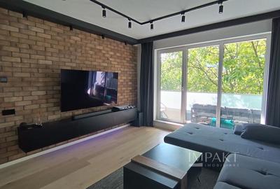 Apartament exclusivist de vanzare 2 camere, zona Andrei Muresanu! - 1